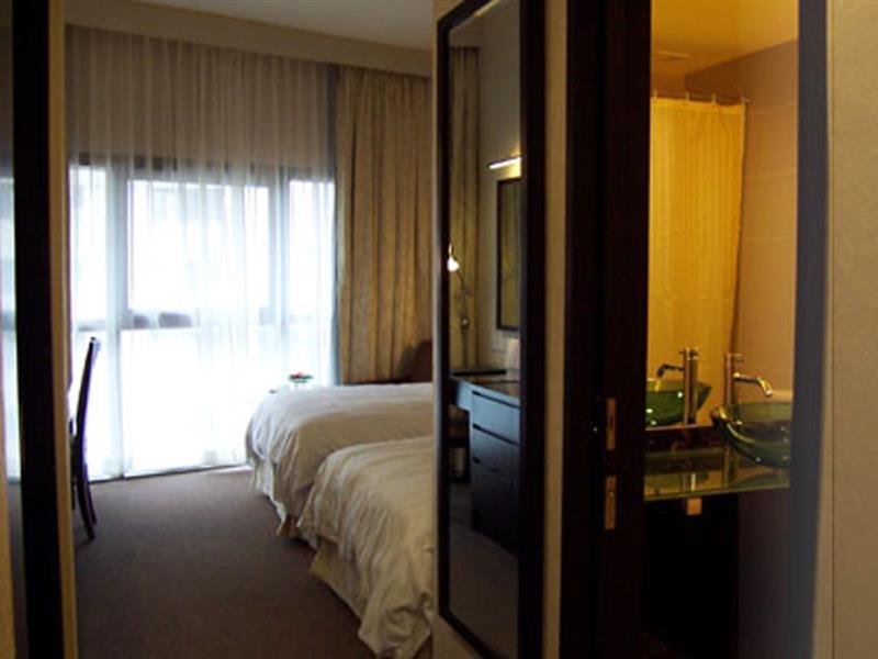 Hotel Royal Queens Singapore Exterior photo