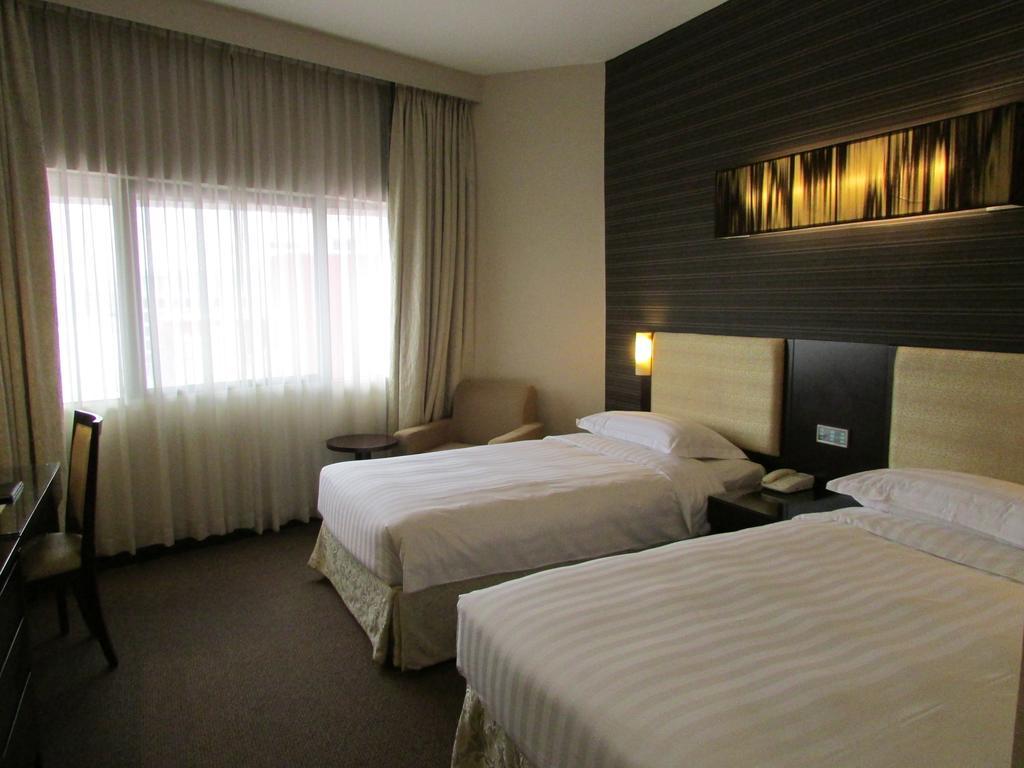 Hotel Royal Queens Singapore Exterior photo