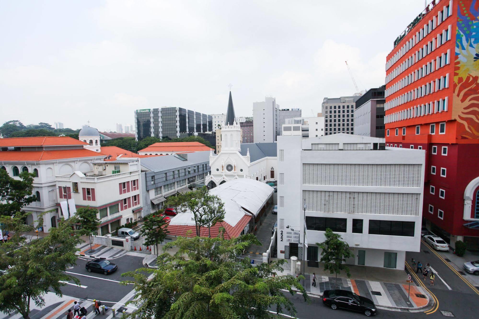 Hotel Royal Queens Singapore Exterior photo
